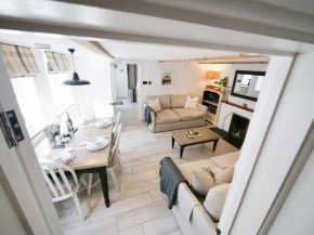 Padstow Escapes - Captains Cottage
